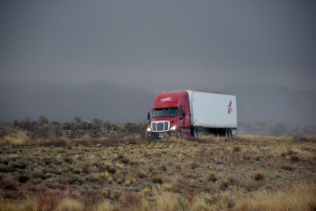 Interesting And Surprising Facts About The Trucking Industry